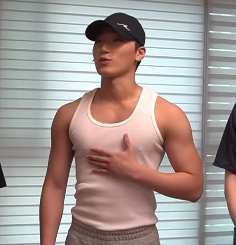 ateez San lq icon San Gym Ateez, Ateez San Muscles, Choi San Muscles, San Muscles, Jong Kook, Ateez Choi San, Group 8, Pirate Boy, Hot Abs