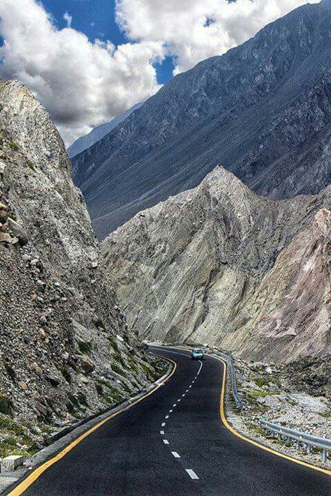 On way to Khujerab Pass Karakoram Highway Karakorum Highway, Karakoram Highway, Beauty Of Pakistan, Hunza Valley, Empty Road, Beautiful Pakistan, Pakistan Travel, Beautiful Roads, Gilgit Baltistan