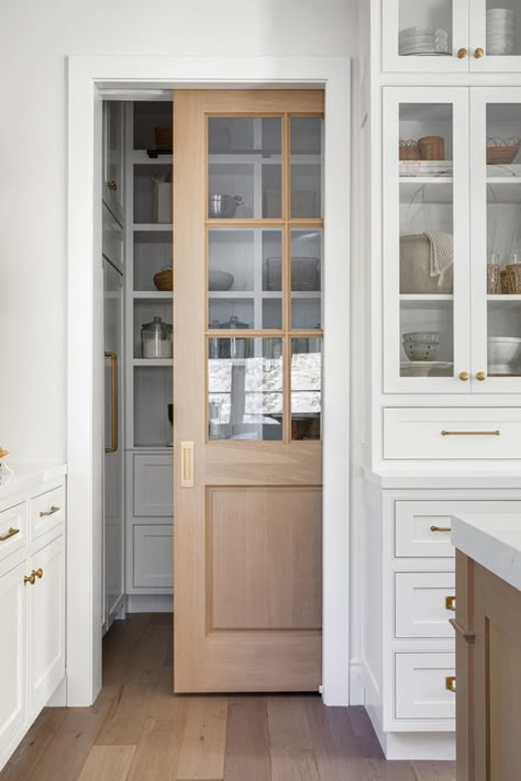 Walk In Pantry Ideas, Sliding Pantry Doors, House Pantry, Pantry Remodel, Neoclassical Interior, Casa Country, New House - Kitchen, Kitchen Pantry Design, Butlers Pantry