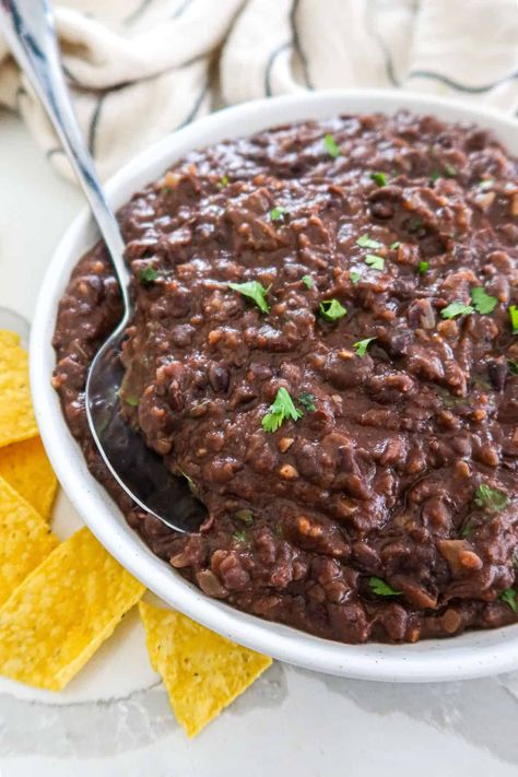 Refried Beans With Black Beans, Black Bean Refried Beans Recipes, Refried Beans Recipe Canned Black Beans, Black Beans Mexican Style, Refried Black Beans From Can, Refried Black Beans Recipe, Recipes With Black Beans, Refries Black Beans Recipe, Black Beans Mexican