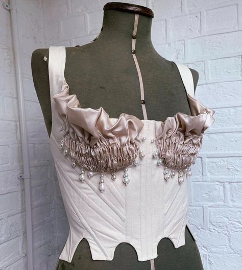 Corset Fairy, Fantasy Core, Grey Corset, Corset Outfits, Denim Bustier, Velvet Corset, Corset Fashion, Corset Bustier, White Corset