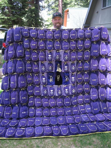 Sew: This Is The Way: Crown Royal Quilt Fit For A King Crown Royal Bags Ideas Diy, Crown Royal Diy, Crown Royal Crafts, Crown Royal Quilt, Knitting Quilt, Crown Royal Bags, Candle Decorations, Quilt Tips, Royal Party