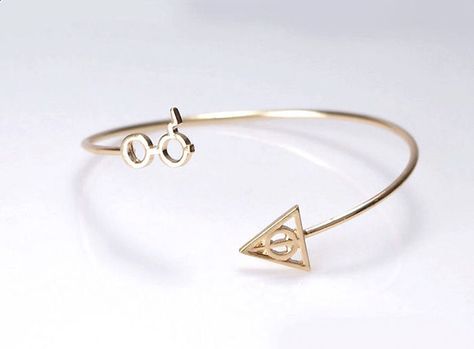 Harry Potter Bracelet Hogwarts Brief, Harry Potter Bracelet, Stile Harry Potter, Harry Potter Accessories, Harry Potter Glasses, Harry Potter Deathly Hallows, Harry Potter Jewelry, Harry Potter Wedding, Harry Potter Merchandise