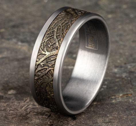 Mens Wedding Bands Vintage, Earthy Wedding Rings, Cosmic Ring, Celtic Wedding Rings, Jewelry Education, Mens Engagement, Straight Edges, Fantasy Jewelry, One Ring