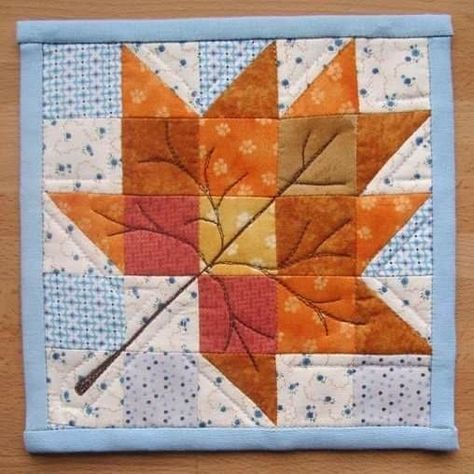 Leaves Quilt Block, Leaves Quilt, Sarah Adams, Quilting Methods, Fall Quilt Patterns, Fall Quilt, Chicken Quilt, Halloween Quilt, Quilting Designs Patterns