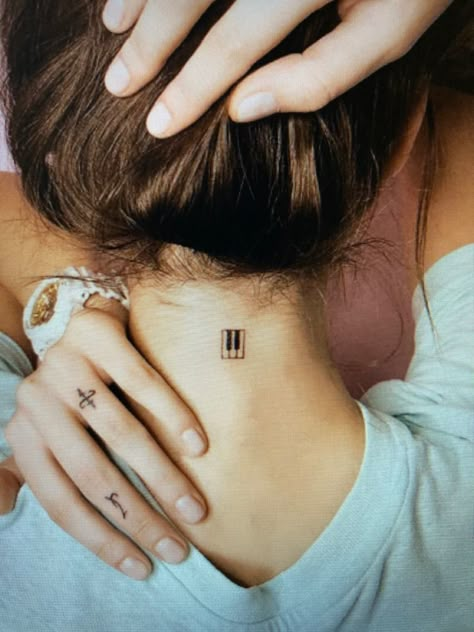 Minimal Music Tattoo Ideas, Tiny Piano Tattoo, Minimal Piano Tattoo, Music Score Tattoo, Sol Key Tattoo, Pianist Tattoo, Piano Key Tattoo, Music Minimalist Tattoo, Minimalist Piano Tattoo