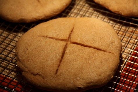 Communion Bread Recipe, Unleavened Bread Recipe, Communion Bread, The Young Ones, Body Of Christ, Greek Salad Recipes, Honey Oil, Clam Recipes, Bread Baker