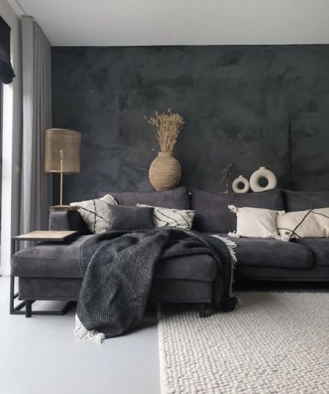 Comfortable Decor, Black Sofa Living Room Decor, Black Couch Living Room, Black Sofa Living Room, Superbowl Sunday, Black Living Room Decor, Comfy Place, Dark Living Rooms, Black Living Room