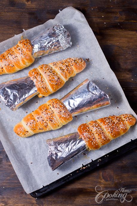 Bread Cones, Homemade Bread Easy, Tin Foil, Cleaning Dishes, Bread Rolls, Food Obsession, Homemade Bread, Easy Homemade, Food Truck