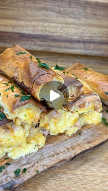 Puff Pastry Squares, Greek Pastry, Pastry Squares, Using Puff Pastry, Phyllo Pastry, Written Recipes, Kielbasa Sausage, Cheese Pie, Cheese Pies