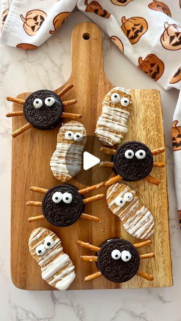 Jacqueline Vignona | Easy & Delicious Recipes on Instagram: "COOKIE MONSTERS PART 3 🕷️

These spooky spiders & mummies are so easy to make & make the cutest Halloween treat! Details below!

To make the spider Oreos simply add pretzel sticks to the inside of the order (I could only fit six legs, but if you can place 8 sticks inside to make the legs). Then place chocolate or frosting on the cooking to “glue” the sugar eyes on!

To make the mummies add sugar eyes to a nutter butter cookie & drizzle with melt white chocolate. Let it dry & enjoy!

Follow for more easy & delicious recipes!

#halloweencookies #spookyfood #spookyszn #spookycookies #halloweenfood #halloweenpartyideas" Spider Oreos, Oreo Spider Cookies, Oreo Spiders, Spooky Scary Skeletons, Andrew Gold, Cute Halloween Treats, Spider Cookies, Spooky Food, Nutter Butter Cookies