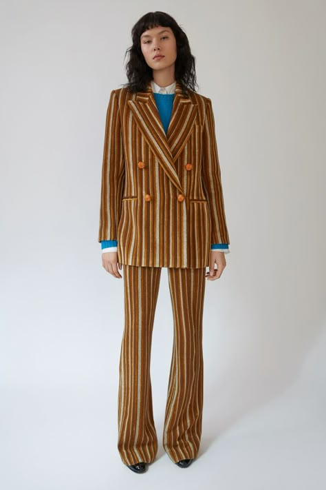 Patterned Suit, Striped Suit, 70s Inspired Fashion, Menswear Inspired, Looks Style, 70s Fashion, Runway Fashion, High Fashion, Fashion Inspiration