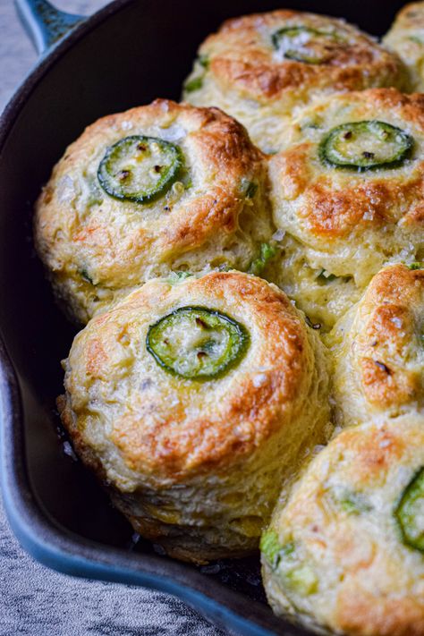 Jalapeno Cheddar Biscuits Jalapeños Cheddar Biscuits, Jalapeno Cheese Biscuits, Bacon Cheddar Jalapeño Biscuits, Jalapeno Cheddar Rolls, Jalapeño Cheese Biscuits, Whataburger Jalapeno Cheddar Biscuits, Jalapeno Biscuit Recipe, Jalapeno Cheddar Scones, Jalapeño Cheddar Scones