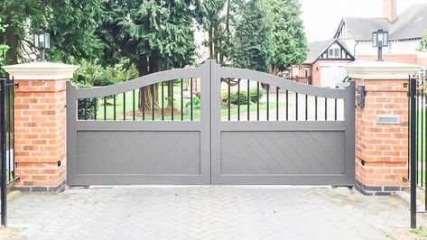 The Warwick Electric driveway automation gates | Electric Gates UK Wooden Electric Gates, Electric Driveway Gates, Aluminum Driveway Gates, Wood Gates Driveway, Drive Gates, Wrought Iron Garden Gates, Wooden Gates Driveway, Custom Driveway, Timber Gates