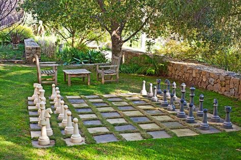 Life-size game of chess Outdoor Chess, Malibu Home, Rock Garden Design, Garden Floor, Garden Games, Garden Idea, Nice Places, Mel Gibson, Game Rooms