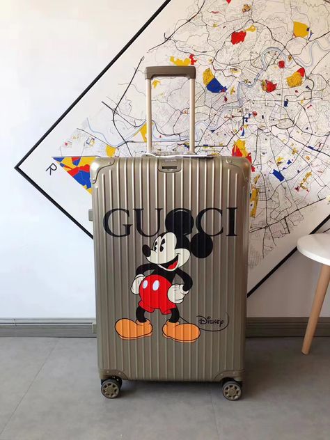 Suitcase Painting, Gucci Suitcase, Luggage Painting, Disney Suitcase, Painted Suitcase, Disney Character Makeup, Luxury Vibes, Bendy Candles, Disney Luggage