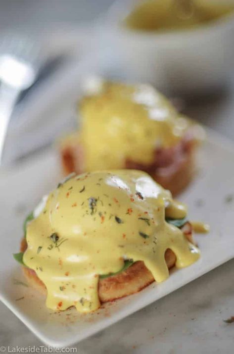 Small Batch Hollandaise Sauce, Eggs Benedict Hollandaise, Benedict Sauce, Best Hollandaise Sauce, Hollandaise Sauce Recipe, Easy Hollandaise, Easy Hollandaise Sauce, Homemade Hollandaise Sauce, Recipe For Hollandaise Sauce