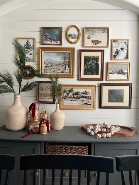 Wall With Frames Aesthetic, Wall Picture Collage Ideas Entry Way, Wall Of Framed Pictures, Gallery Wall With Wood Frames, Modern Farmhouse Photo Gallery Wall, Bedroom Wall Display Ideas, Vintage Art Gallery Wall Collage, Wall Collage Different Frames, Unique Photo Gallery Wall