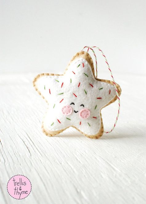 PDF Pattern Sugar Cookie Star Kawaii Christmas Ornament | Etsy Australia Kawaii Felt, Diy Felt Christmas Ornaments, Felt Ornaments Patterns, Mini Quilt Patterns, Softie Pattern, Felt Crafts Christmas, Gingerbread Decorations, Ornament Cookies, Kawaii Christmas