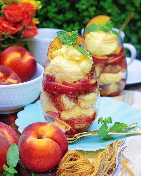 Southern Peaches & Cream Trifle Trifle With Pound Cake, Peach Trifle, Peach Rum, Strawberry Jello Salad, Summer Time Recipes, Southern Discourse, Buttery Pound Cake, Trifle Bowl Recipes, Brown Sugar Peaches