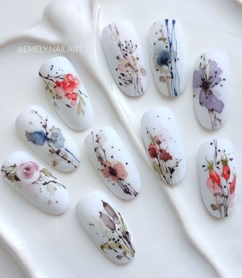 Aquarelle Nails, Watercolor Nail Art, Stilleto Nails Designs, Water Color Nails, Easter Nail Designs, Star Nail Art, Edge Nails, Nail Art Designs Diy, Bride Nails