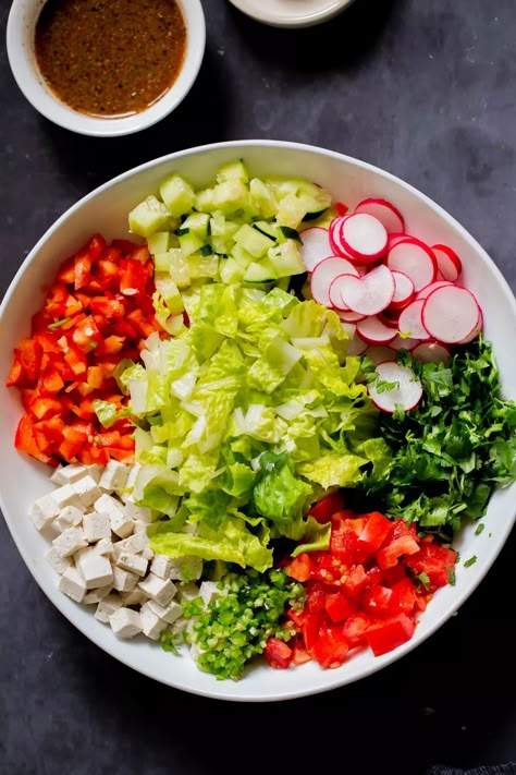 Salad Guide, Tofu And Veggies, Foods High In Protein, Indian Salad, Life In Seoul, Thai Quinoa, Vegetarian Gourmet, Indian Salads, Entree Ideas