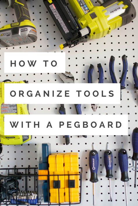 Pegboard Organization Garage, Peg Board Ideas, Garage Pegboard, Pegboard Garage, Organize Tools, Pegboard Storage, Garage Organisation, Garage Organizing, Organization Garage