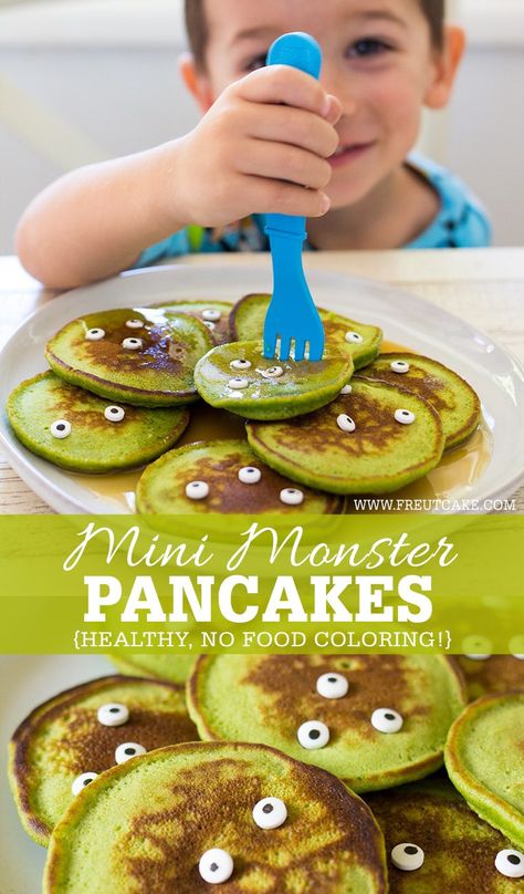 Healthy Halloween Monster Pancakes for Kids made with fresh spinach and no food coloring!   #halloween #breakfast #pancakes #healthyhalloweenrecipe #halloweenbreakfast #spinachpancakes #greenpancakes #hiddenveggierecipes Halloween Kids Breakfast Ideas, Halloween Kids Baking, Kids Halloween Breakfast Ideas, Monster Food Ideas, Lunch Halloween For Kids, Halloween Food Healthy, Halloween Healthy Food, Halloween Toddler Food, Halloween Themed Food For Kids