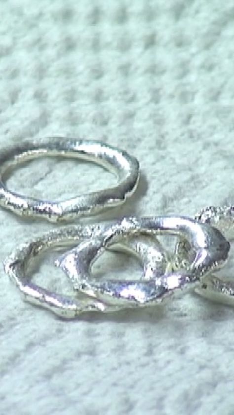 Jewelry Arts Inc on Instagram: “This is a video we recorded long, long ago in our old studio about how to make organic, molten rings with minimal equipment. I used casting…” Metal Clay, A Video, Jewelry Art, Silver Ring, It Cast, Wedding Rings, Engagement Rings, Ring, Silver