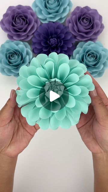 Flower Dahlia, Paper Flowers Diy Easy, 2 Template, Paper Dahlia, Dahlia Bouquet, Paper Flower Art, Paper Bouquet, Paper Flower Template, How To Make Paper Flowers