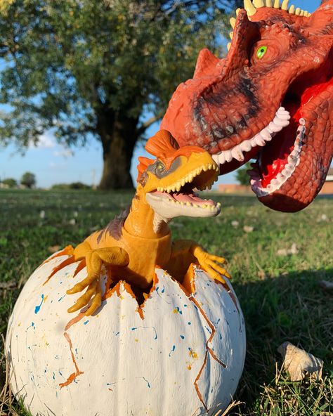 Dino Pumpkin, Pumkin Designs, Jurassic Park Party, Halloween Dinosaur, Park Party, Pumpkin Designs, Pumpkin Carvings, Carved Pumpkin, Halloween Decorations Diy Outdoor