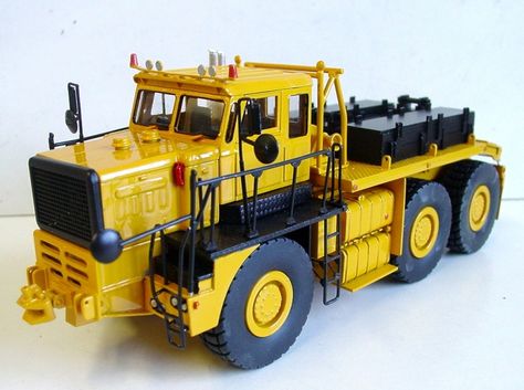 Scale Truck Models from ASAM Models. Lego Semi Truck, Car Import Model, R Model Mack Trucks, Toy Tractors, Truck Scales, Diecast Trucks, Wooden Wagon, Model Truck Kits, Heavy Construction Equipment