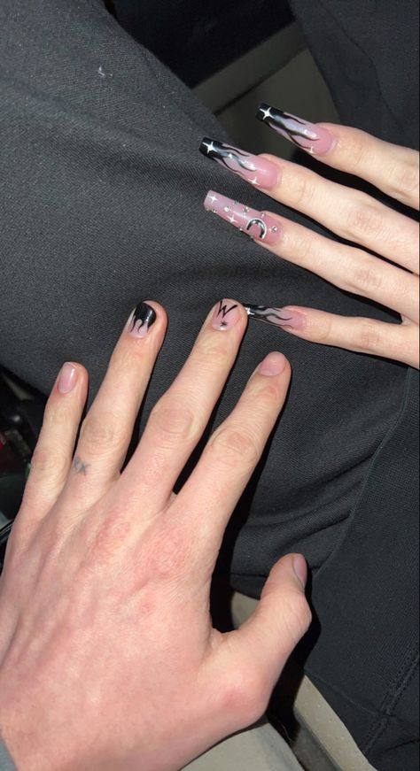 Nails Long Acrylic Matching Couples Matching Couple Nails Goth, Matching Couple Nail Designs, Matching Nails Bf And Gf, His And Her Nails, Matching Nail Sets With Boyfriend, Bf And Gf Matching Nails, Couple Nails Designs, Couples Manicure, Couple Nail Art