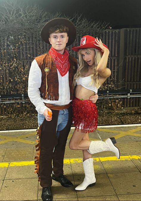 #cowboy #cowgirl #couple #halloweenoutfit #couplehalloweenoutfit Cowboy Cowgirl Couple, Cowgirl Couple, Cowboy Halloween Costume, Cow Costume, Couples Halloween Outfits, Cowboy Outfits, Cowboy Cowgirl, Couple Halloween, Cowboy And Cowgirl