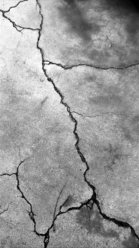 Concrete Cracks Art, Wall Cracks Drawing, Concrete Pattern Texture, Concrete Drawing, Cracked Ground, Wet Concrete, Cracked Texture, Cracked Concrete, Road Texture