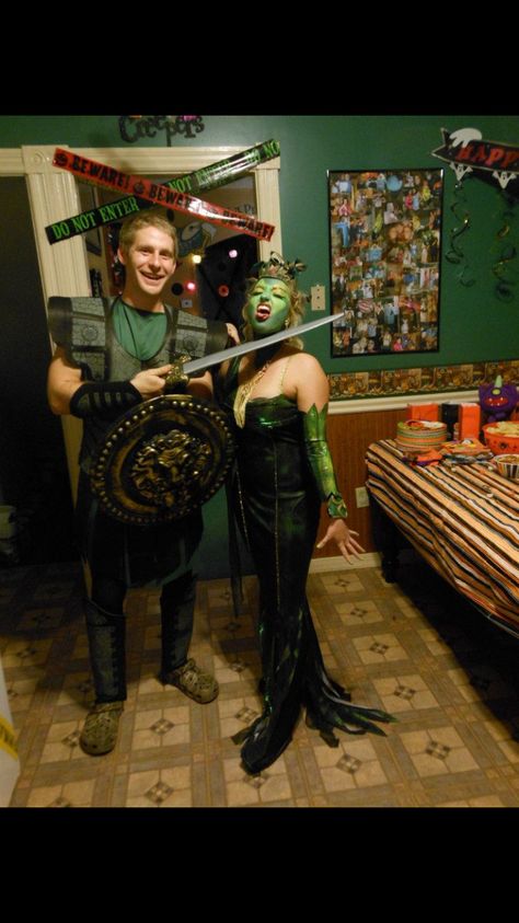 Medusa and Perseus costume Perseus And Medusa Costume, Perseus Costume, Medusa And Perseus, Perseus And Medusa, Medusa Costume, Couples Costume, Costume Diy, Diy Cans, Diy Halloween Costumes