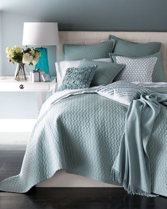 Teal Bedding Sets, Bedroom Moody, Cream Bedroom, Teal Bedding, Bedroom Blue, Bedroom Decorations, Bedroom Light, Bedroom Wallpaper, Bedroom Walls