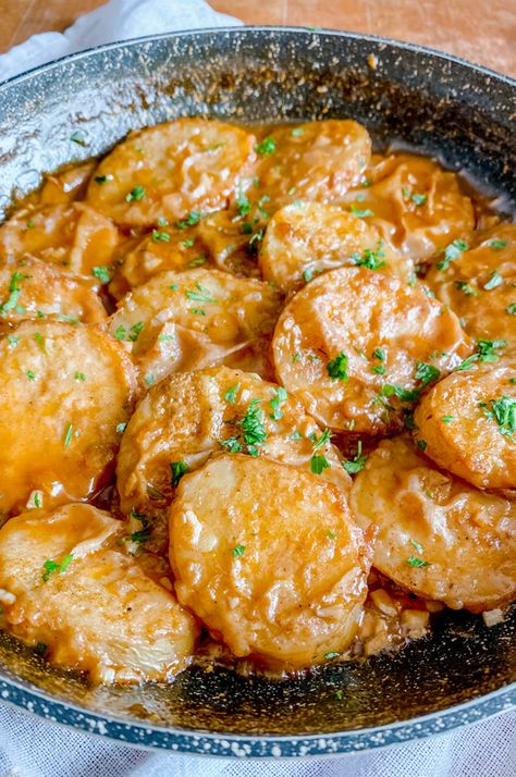 The BEST-EVER Spanish Potatoes | Patatas a la Importancia Recipe Potatos Bravos, Spanish Easy Recipes, Food From Spain, Portuguese Side Dishes, Spanish Recipe, Authentic Spanish Tapas Recipes, Cultural Recipes, Spanish Foods, Spanish Meals