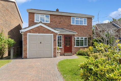 3 bedroom detached house for sale in Byron Close, Malvern, WR14 for £340,000. Marketed by John Goodwin FRICS, Malvern Uk Detached House, Detached House, House Exterior, Dream House, Exterior, Bedroom