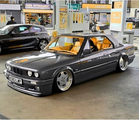 What a beauty! Sexy E30 Cabriolet BMW. Follow us for more or visit our wrbsite! Bmw E30 Stance, Turkey The Country, Bmw Stance, Bmw E30 Cabrio, Bmw E30 Convertible, Bmw E30 325, E30 Convertible, E30 Bmw, Carros Bmw