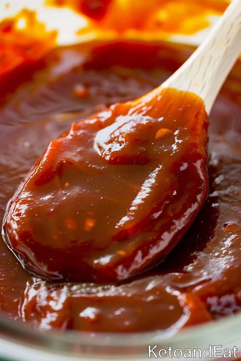 Best Keto BBQ Sauce Recipe - Homemade & Delicious Keto Barbecue Sauce Recipe, Keto Bbq Sauce Recipe, Keto Pizza Sauce, Keto Sauce, Keto Bbq Sauce, Low Carb Ketchup, Keto Bbq, Alternative Sweeteners, Cinnamon Roll Muffins