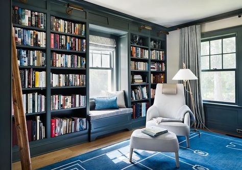 Top Ten: Bountiful Bookcases - Design Chic Design Chic Design Chic Home Library Rooms, Library Room, Library Wall, Bookcase Design, Home Library Design, Studio Living, Home Libraries, Built In Bookcase, Library Design