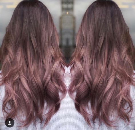 Brown And Pink Hair, Rose Gold Hair Brunette, Brown Hair Inspo, Hair Color Streaks, Hair Color Formulas, Pretty Hair Color, Hair Stylies, Short Hair Color, Hair Color Highlights