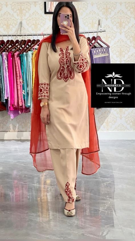 Designer Suits For Wedding, Suits For Women Indian, Punjabi Suit Design, Lace Suit, Embroidery Fashion Detail, Lace Dress Design, Fancy Suit, Kurti Embroidery Design, Desi Fashion Casual