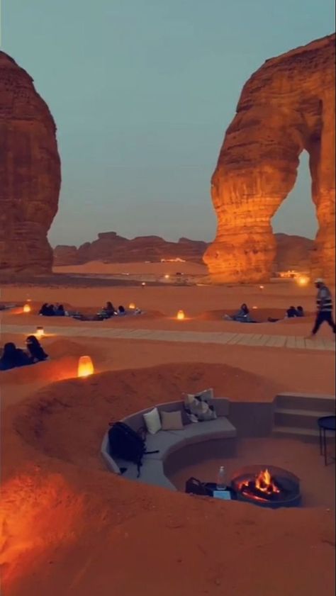 Saudi Arabia Culture, Elephant Rock, المملكة العربية السعودية, Dream Travel Destinations, To Infinity And Beyond, Future Travel, Beautiful Places To Travel, Pretty Places, Travel Inspo