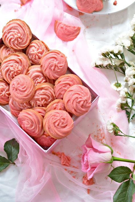 Cookingisfunn: Rose flavored Butter cookies Rose Butter Cookies, Rose Flavored Cookies, Piped Cookies, Italian Butter Cookies, Creaming Method, Rose Cookies, Melting Moments, Rose Recipes, Rose Flavored