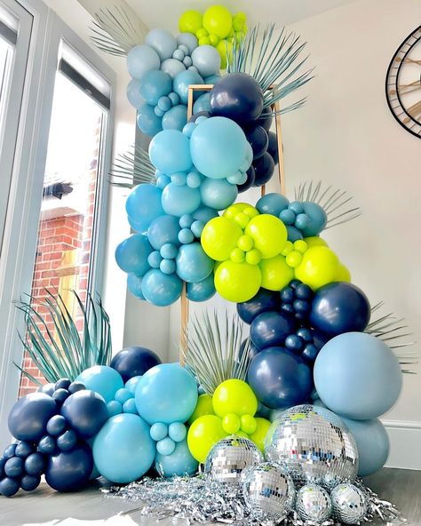 Here for the party vibes 🪅 Nothing other than big & bold for your celebrations! 💚 @kalisanballoons Lime Green is just everything. In… | Instagram Capri Balloon Garland, Balloon Decorations Blue And Green, Blue And Green Balloon Garland, Green Blue Balloons, Lime Green Balloon Garland, Lime Green And Blue Balloon Garland, College Grad Party Decor, Teal Balloons, Balloons Galore