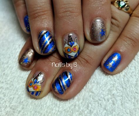 Hand painted nail art by Brandy Nelson, Nails by B, Eugene OR Luna Lovegood Nails, Potter Nails, Harry Potter Nails, Hand Painted Nail Art, Art Harry Potter, Painted Nail Art, Celebrity Look Alike, Luna Lovegood, Celebrity Look