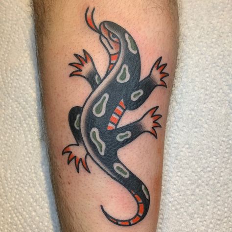 Salamander Tattoo Traditional, Traditional Gecko Tattoo, American Traditional Lizard Tattoo, Lizard Traditional Tattoo, Traditional Alligator Tattoo, Lizard Tattoo Design, Salamander Tattoo, Traditional Tattoo Animals, Gecko Tattoo