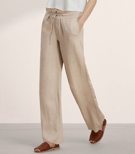 Here's Exactly What to Wear With Linen Pants via @WhoWhatWear Khaki Linen Pants Outfit, Tan Linen Pants Outfit, Linen Pants Fit, Khaki Linen Pants, Tan Linen Pants, Fit School, Linen Pants Outfit, Trousers Casual, Linen Pant